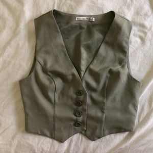 Abercrombie & Fitch Sage Green Satin Cropped Vest XS xsmall